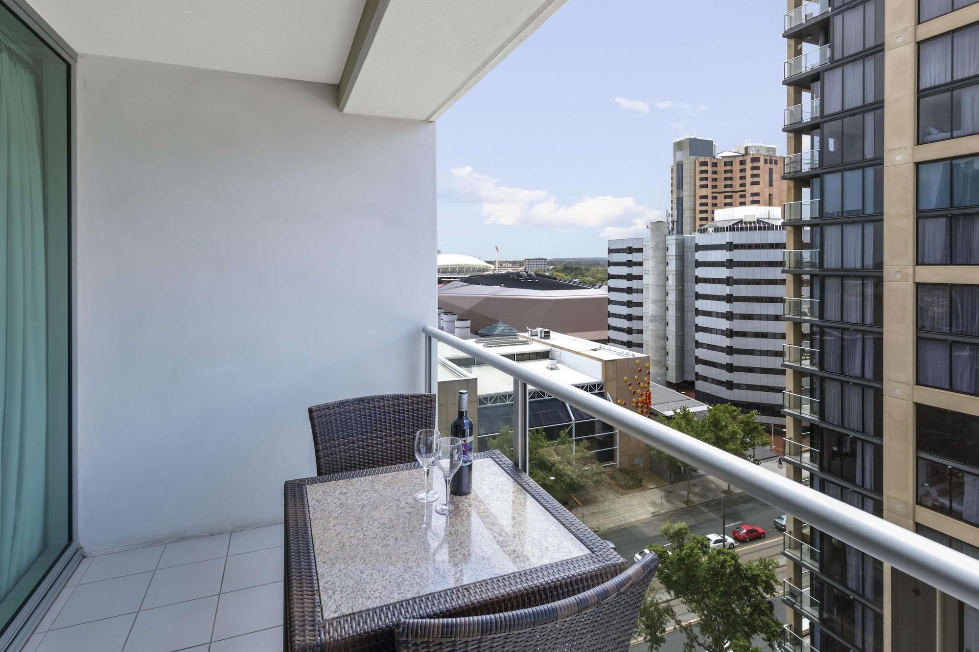 Oaks Adelaide Embassy Suites ภายนอก รูปภาพ