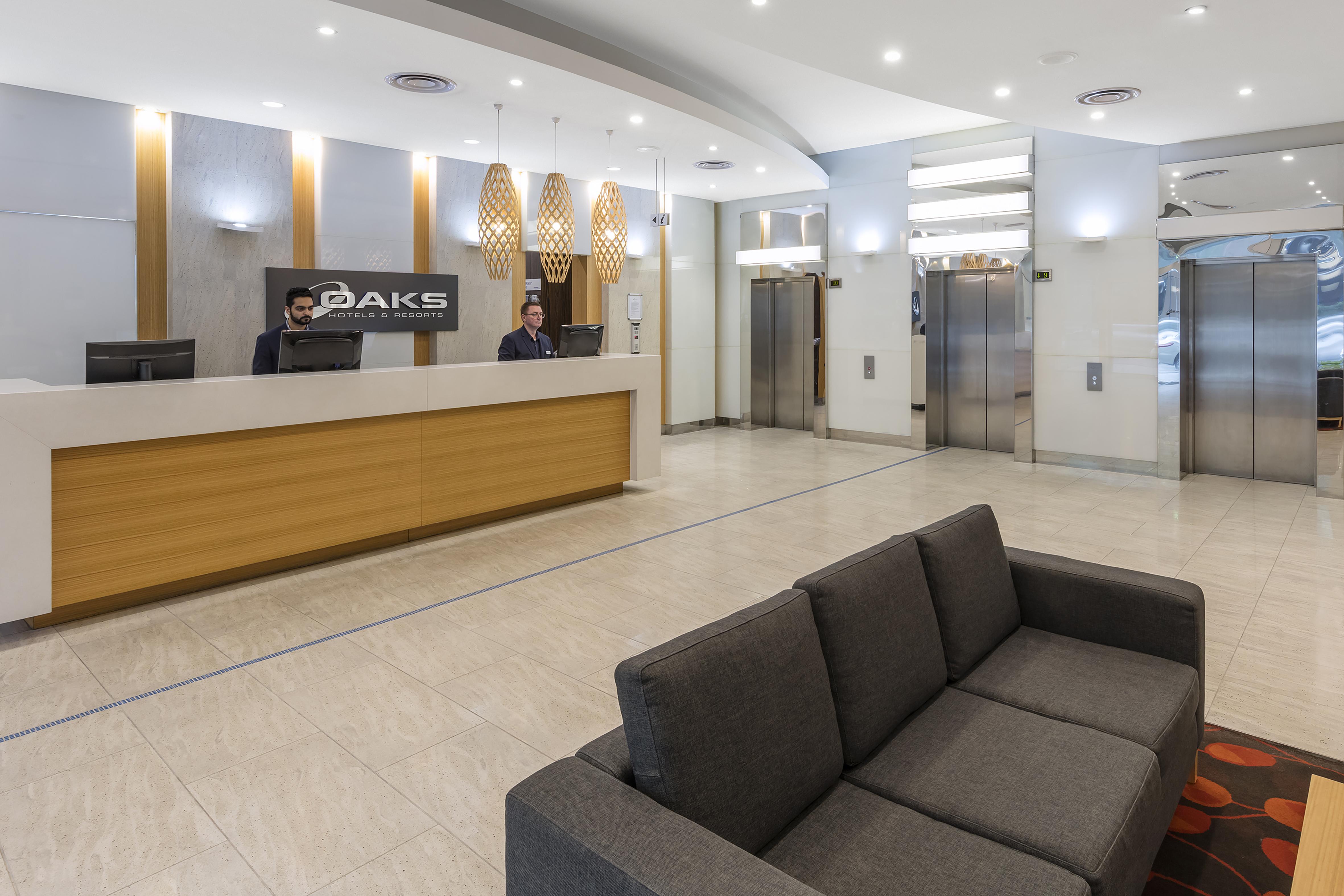 Oaks Adelaide Embassy Suites ภายนอก รูปภาพ
