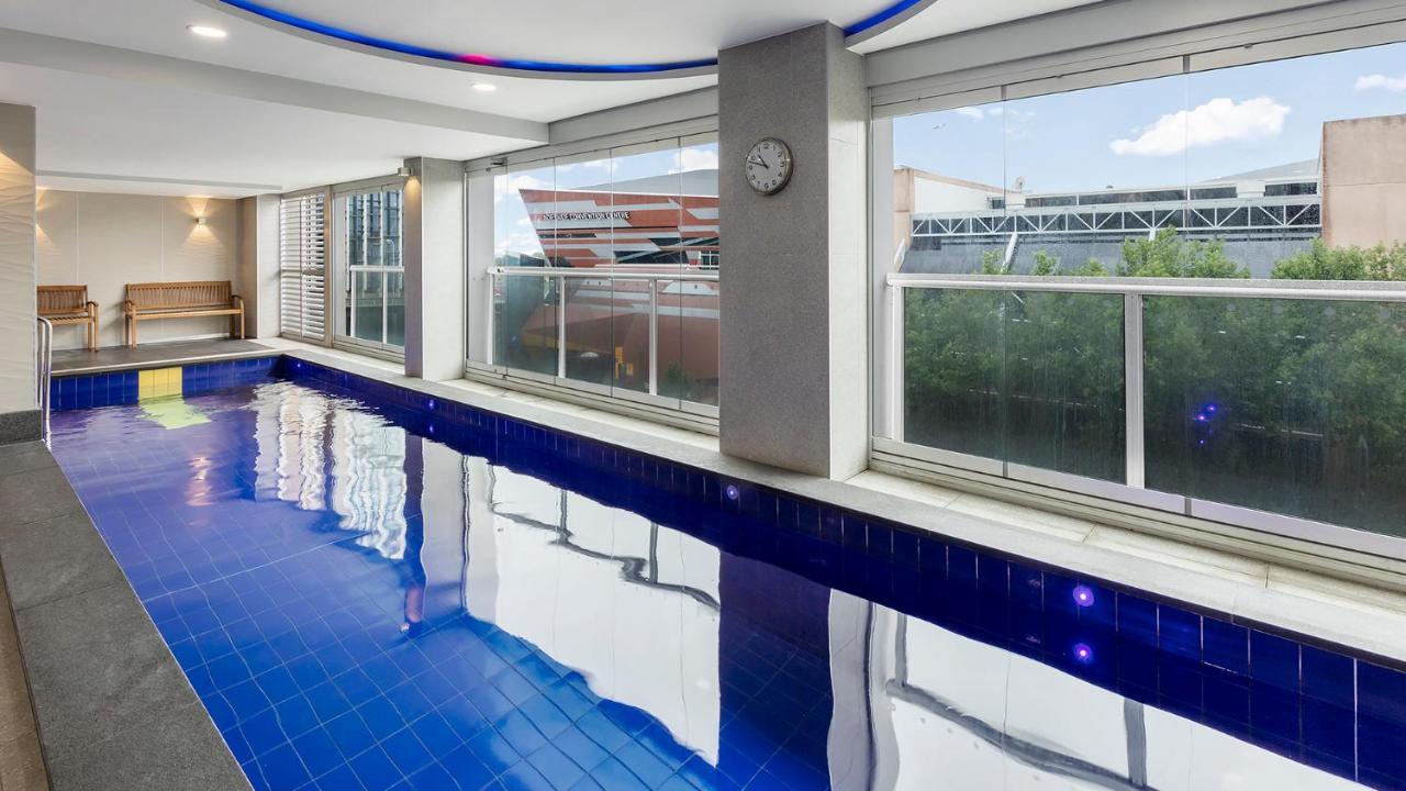Oaks Adelaide Embassy Suites ภายนอก รูปภาพ